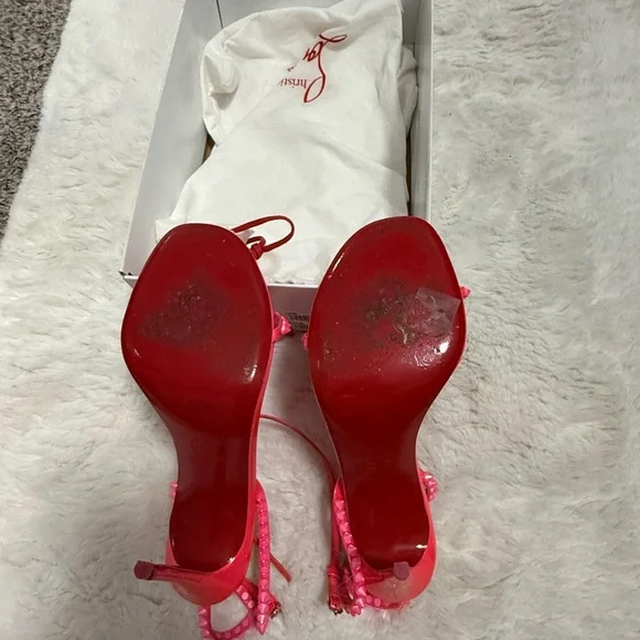 Christian Louboutin Vibrant Pink Heels - Picture 3 of 7